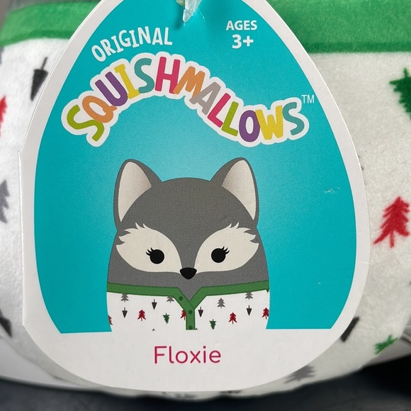 Squishmallows Floxie the Fox in Christmas Pajamas 8” - Picture 5 of 7